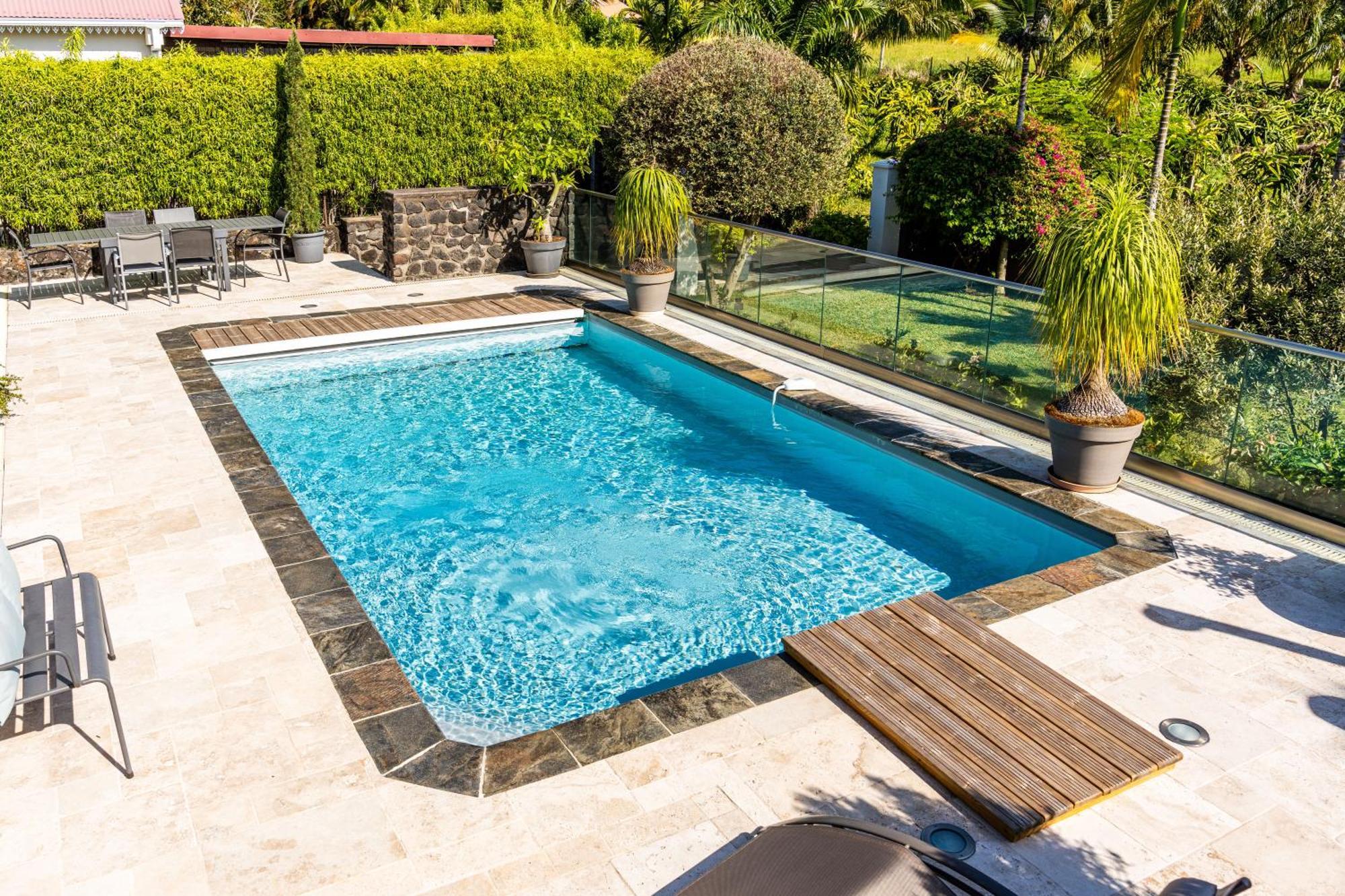 סיינט ג'וזף Villa Avec Piscine Vue Mer Et Montagne, En Pleine Nature מראה חיצוני תמונה